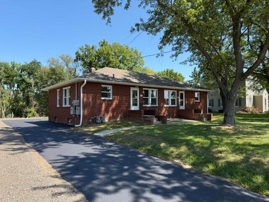 708 UPTON AVE, SPRINGFIELD, MI 49037 - Image f4063606af0df5dddbd7392bb3dbe3df/2918377957