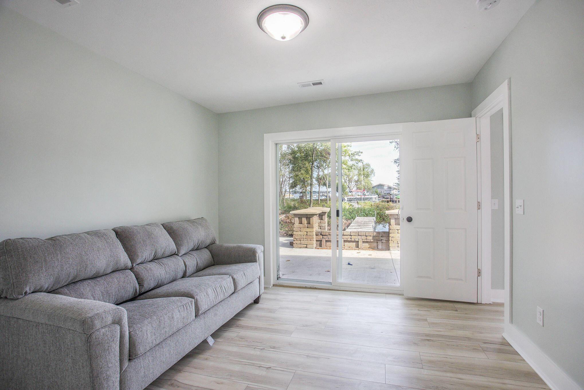 Photo 8 of 21 of 12334 Marsh Road house