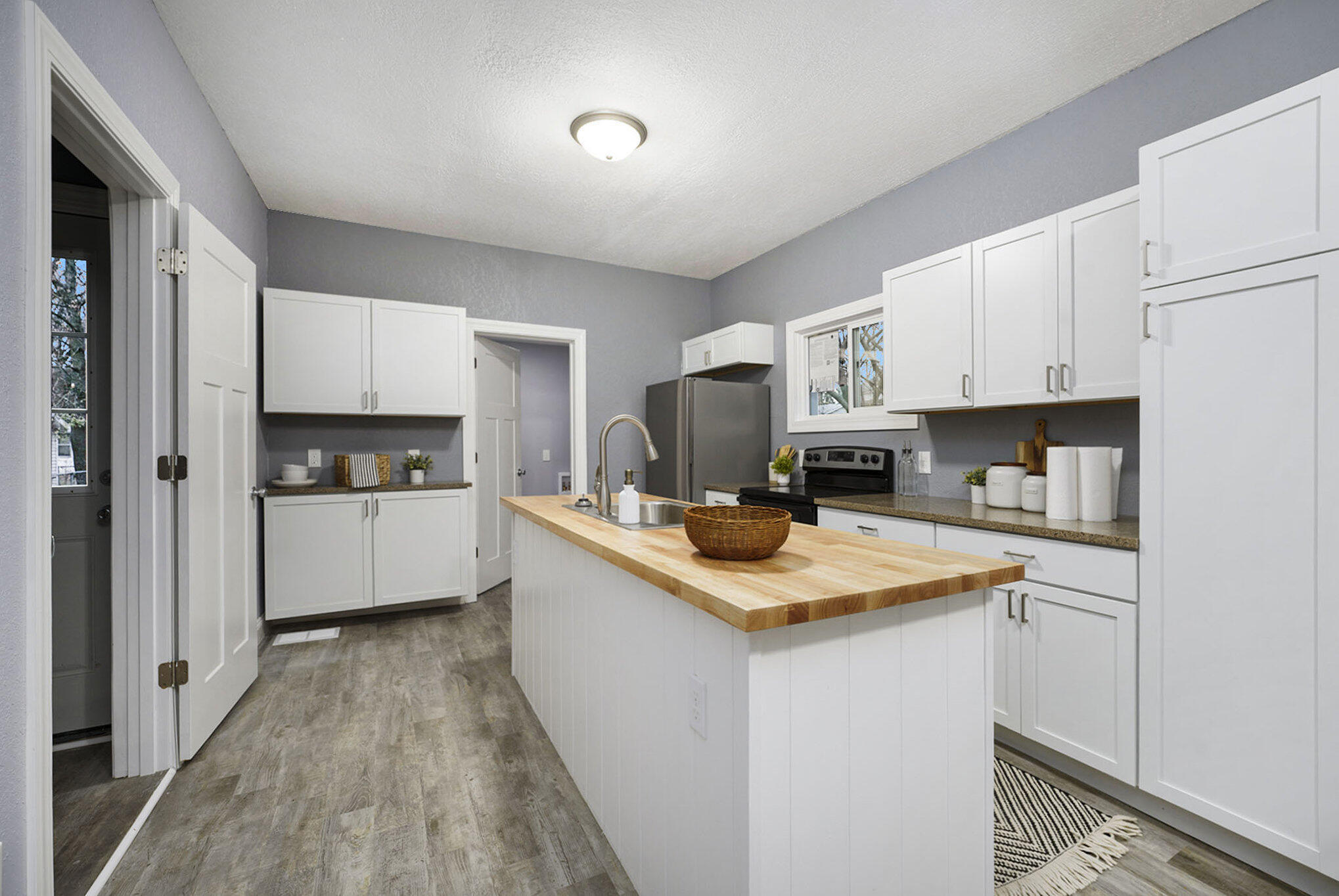 Battle Creek, Michigan 49037, United States, 3 Bedrooms Bedrooms, ,1 BathroomBathrooms,Residential,Pending,29208