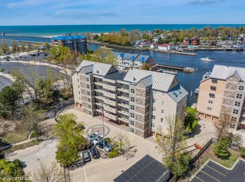 Photo of 230 Water Street #2, St. Joseph, MI 49085 (MLS # 26014369)