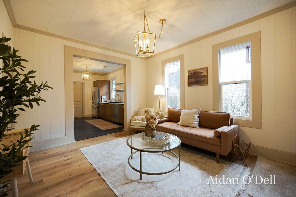 Photo of 1228 Quarry Avenue NW, Grand Rapids, MI 49504 (MLS # 26002056)