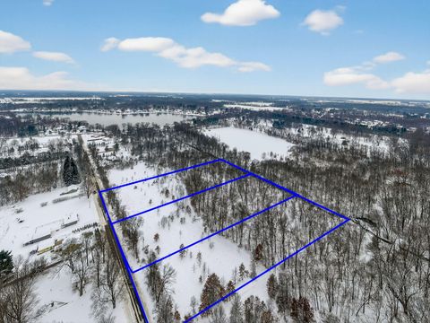 Photo of Lot 1,2,3 Garver Lake Road, Edwardsburg, MI 49112 (MLS # 25061130)