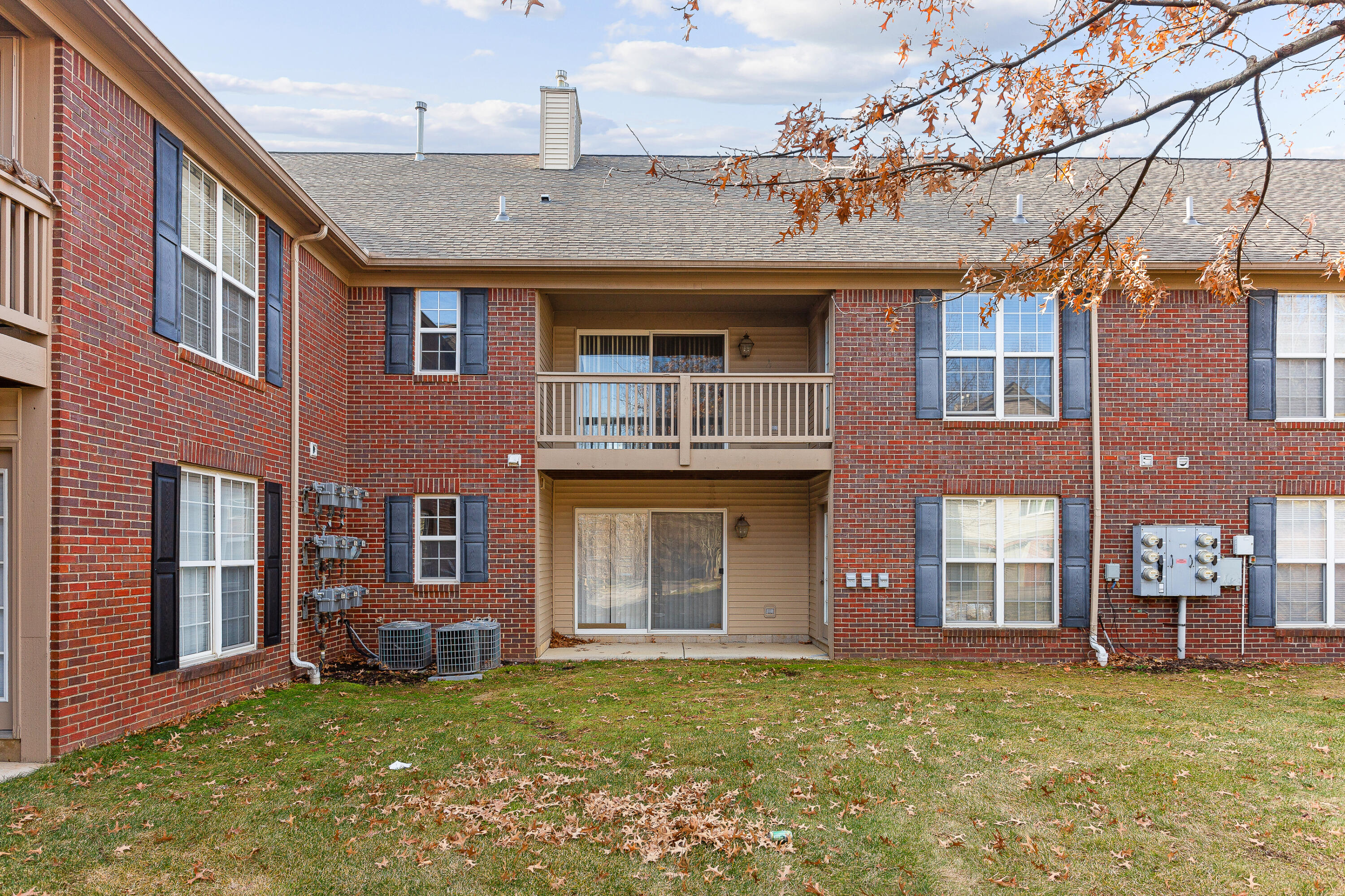 28471 Carlton Way Drive