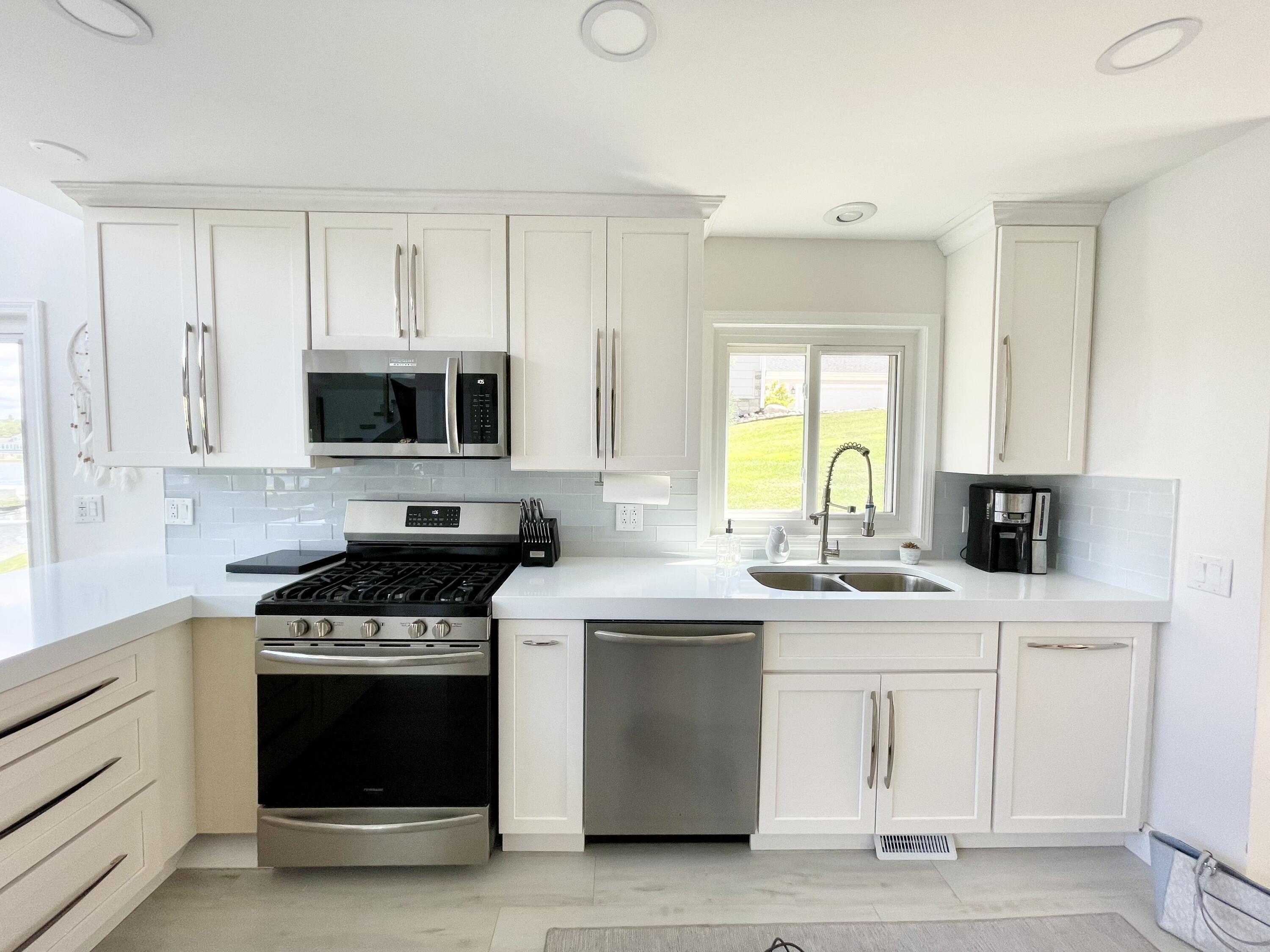 727 Treasure Island Drive