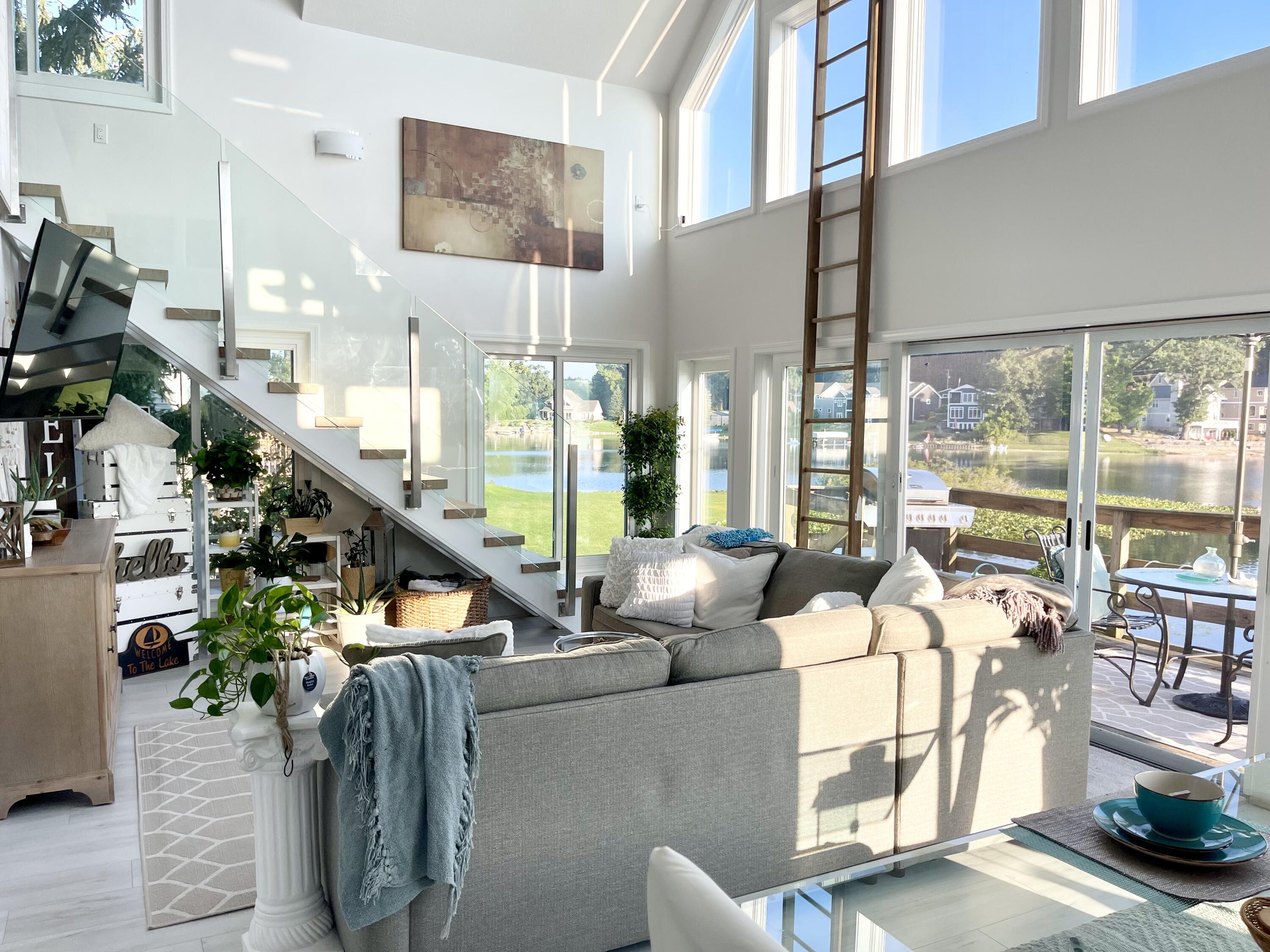 727 Treasure Island Drive