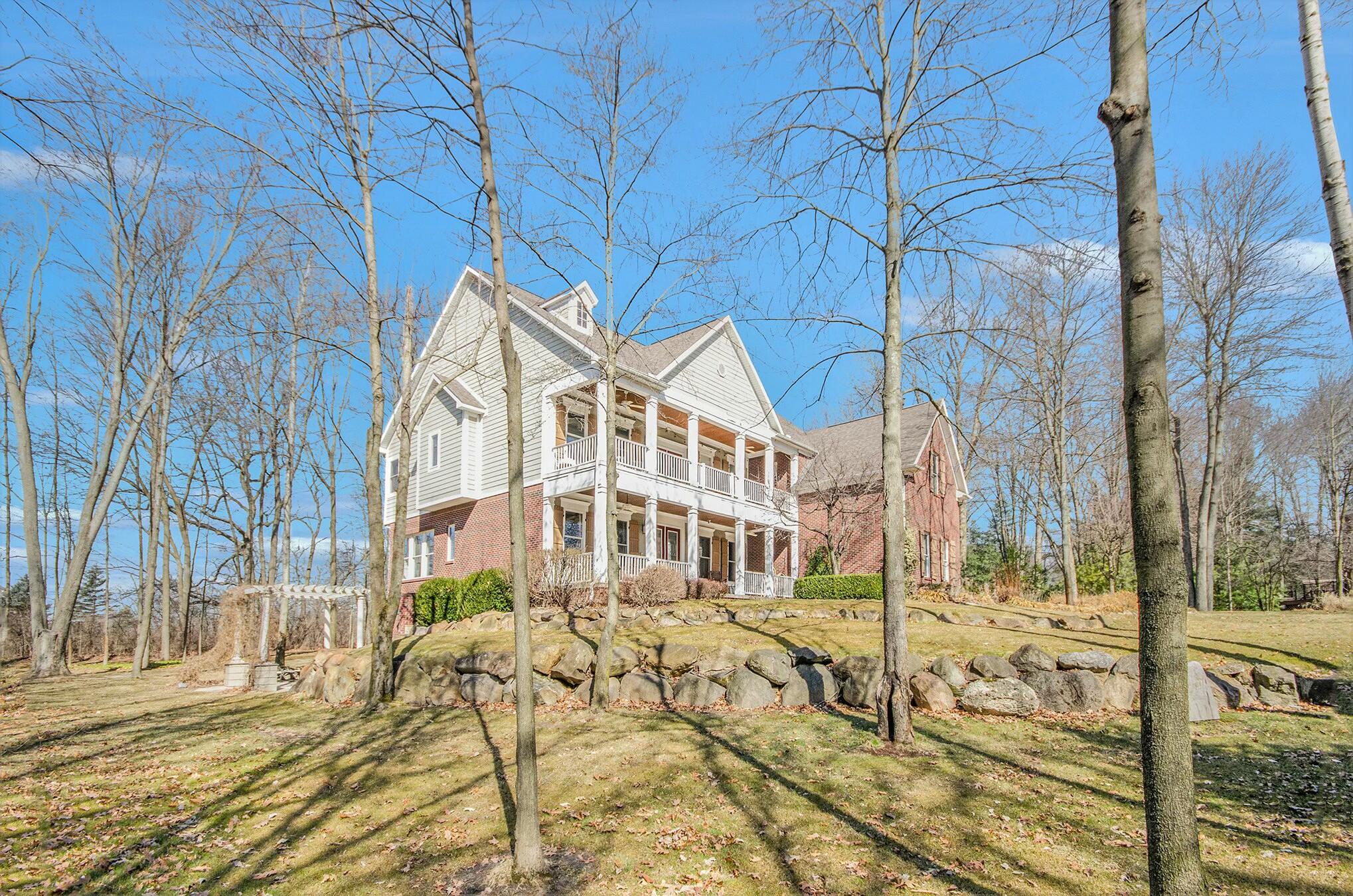 290 Shelby Court