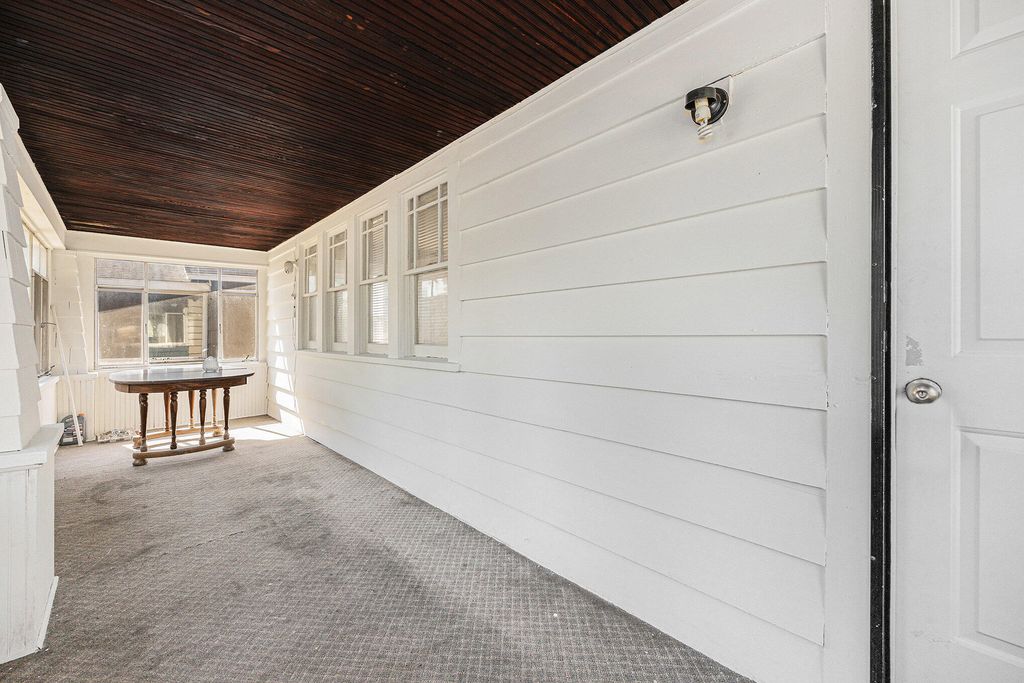 Photo of 1845 Manz Street, Muskegon, MI 49442 (MLS # 25049938)