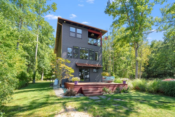 6840 FLOWER DR, DELTON, MI 49046 - Image f521dfe271a3d2419f5a0725a4e8854e/2188590817