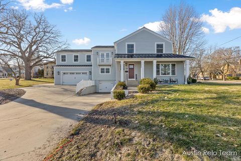 2412 Lake Drive SE, Grand Rapids, MI 49506 - MLS#: 25010185