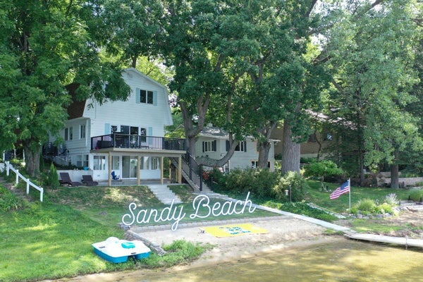 92318 MARINER DR, BENTON HARBOR, MI 49022 - Image f5e3dc5e67e282c1921a09d8131aa235/3142624379