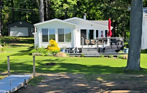 Photo of 3726 Peterson Drive, Gobles, MI 49055 (MLS # 26013534)