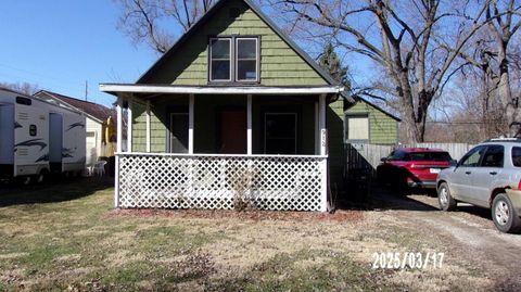 912 Wayne Street, Jackson, MI 49202 - MLS#: 25010198