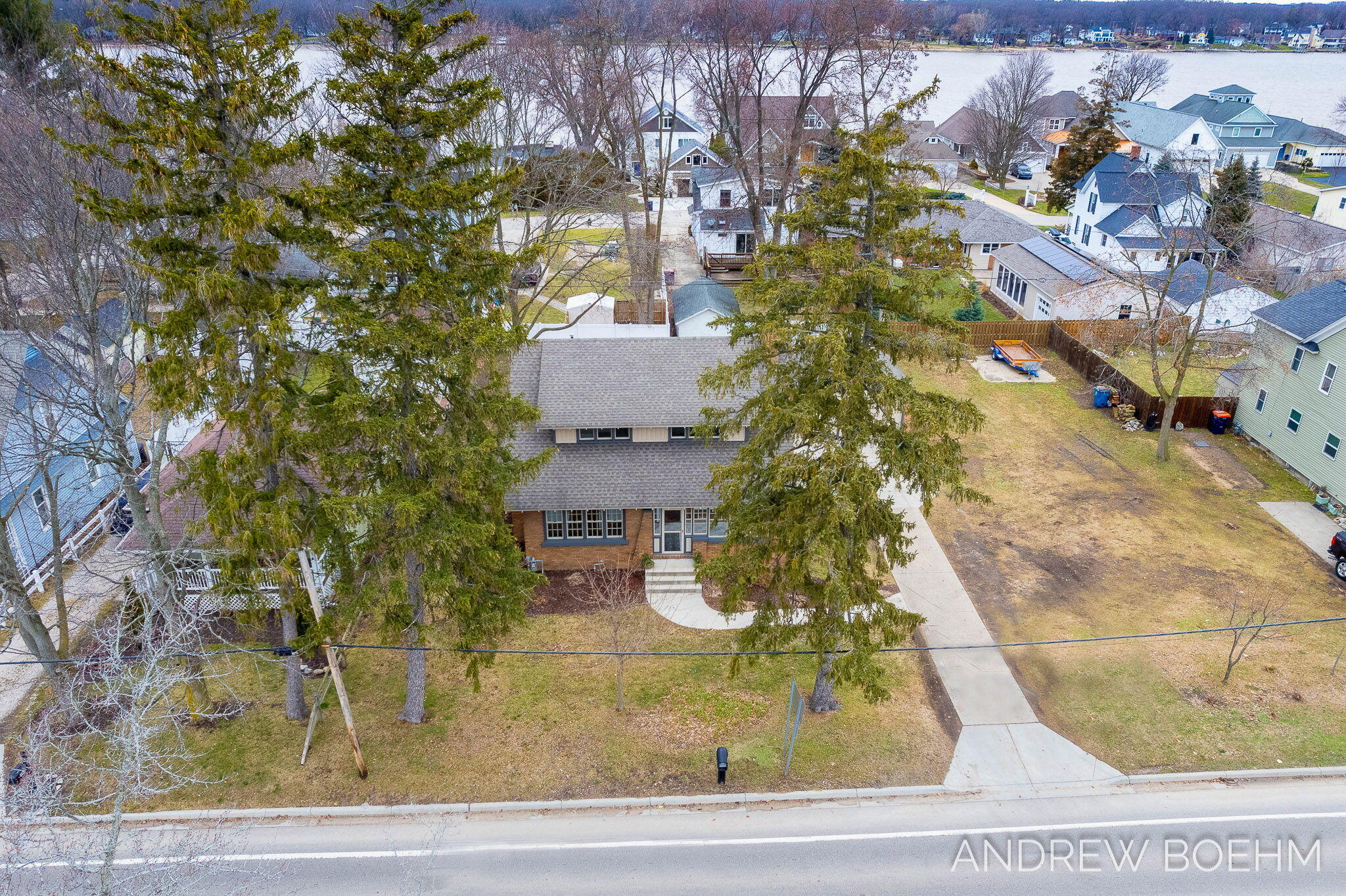 Photo 14 of 64 of 587 S Shore Drive house