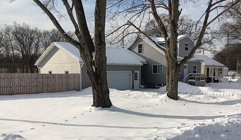 Photo of 2361 Norman Avenue, Norton Shores, MI 49441 (MLS # 25061126)