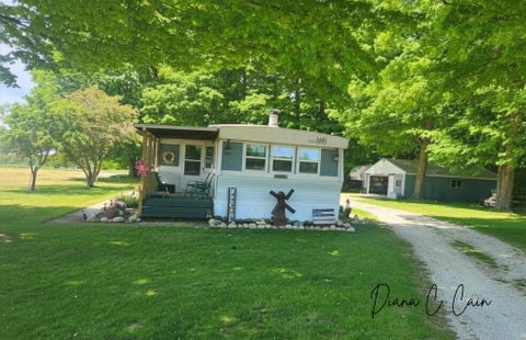 Photo of 4481 S 154th Avenue, Hesperia, MI 49421 (MLS # 26026175)