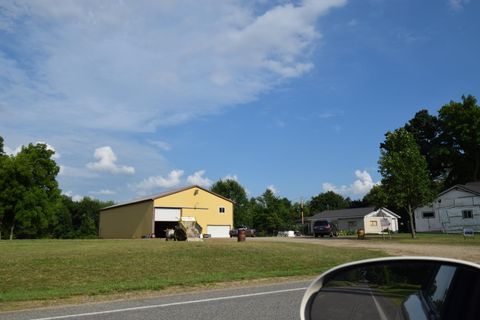 Photo of 71627 County Road 681, Hartford, MI 49057 (MLS # 25034367)