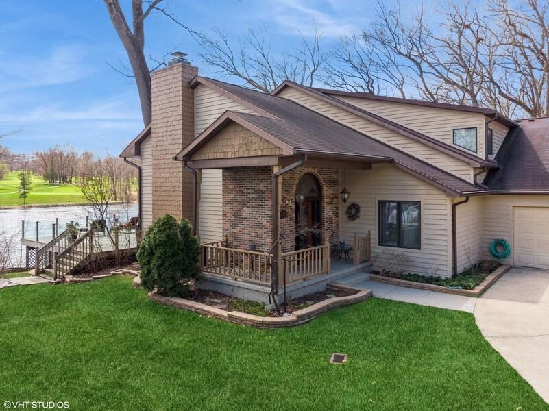 2942 White Oaks Lane