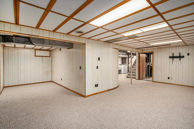 Portage, Michigan 49024, United States, 4 Bedrooms Bedrooms, ,2 BathroomsBathrooms,Residential,Active,169408