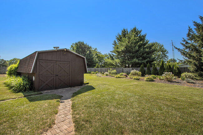 Portage, Michigan 49024, United States, 4 Bedrooms Bedrooms, ,2 BathroomsBathrooms,Residential,Active,169408