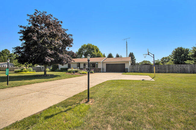 Portage, Michigan 49024, United States, 4 Bedrooms Bedrooms, ,2 BathroomsBathrooms,Residential,Active,169408