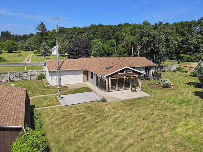 Portage, Michigan 49024, United States, 4 Bedrooms Bedrooms, ,2 BathroomsBathrooms,Residential,Active,169408