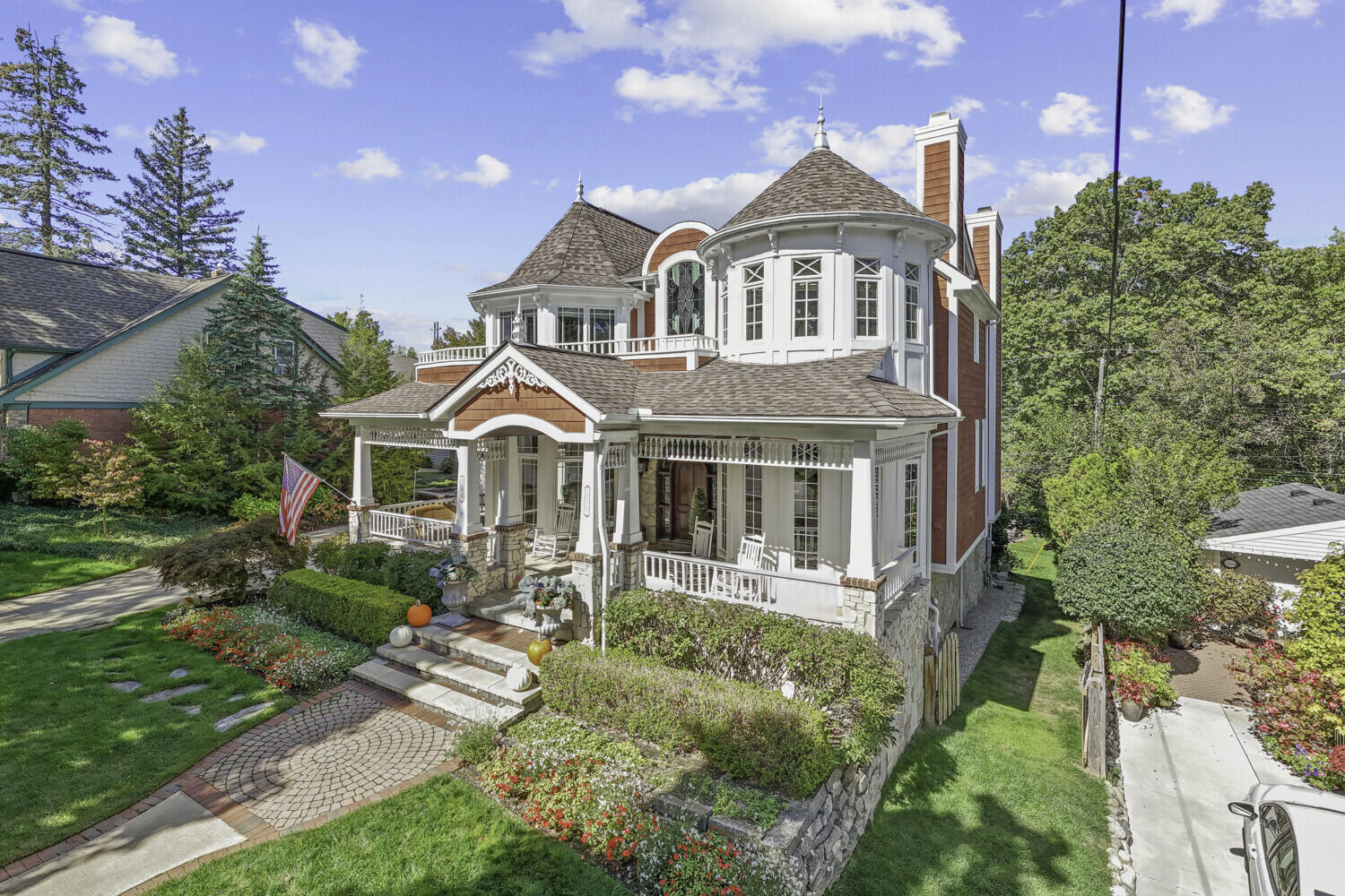 744 Thayer Boulevard Boulevard