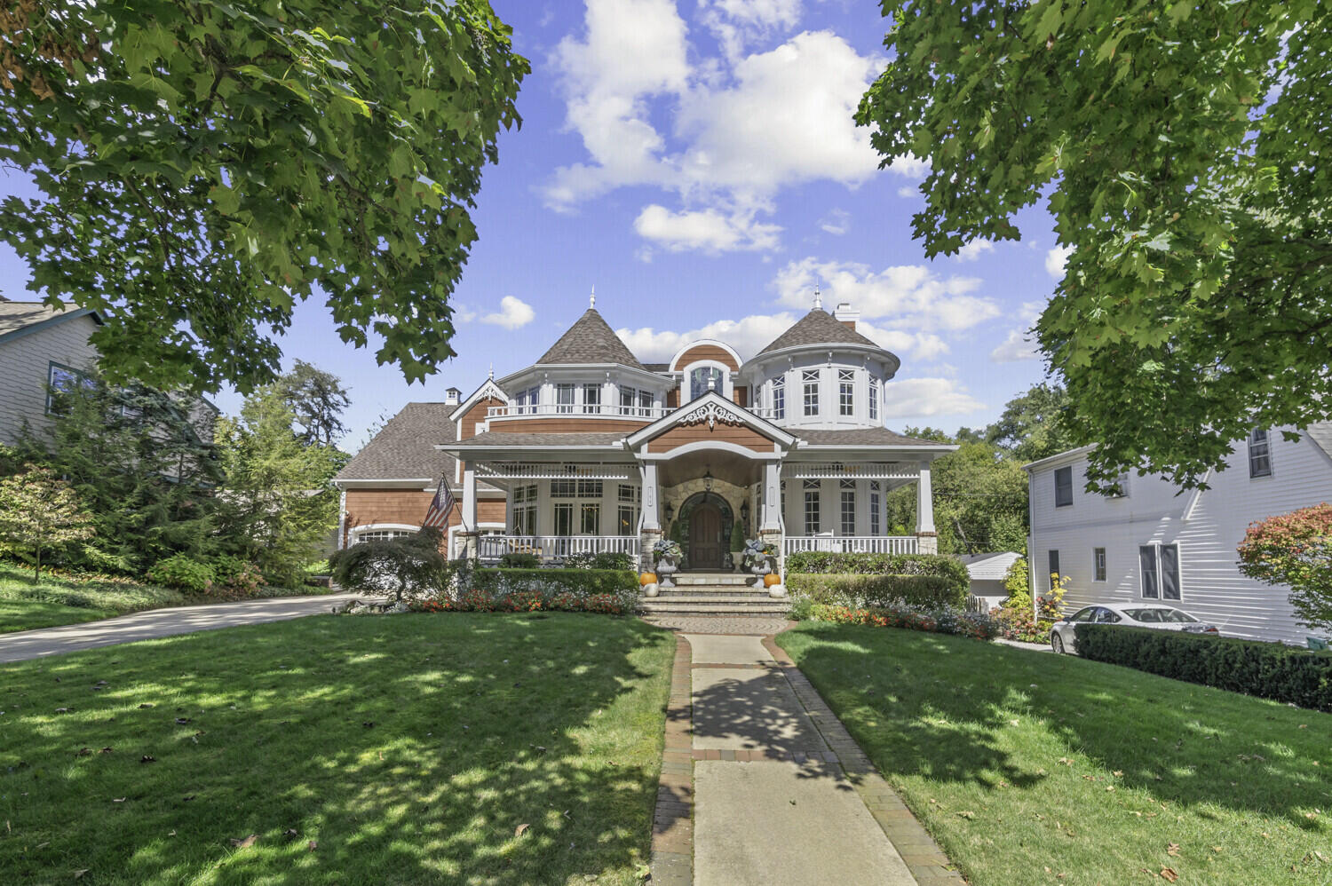 744 Thayer Boulevard Boulevard