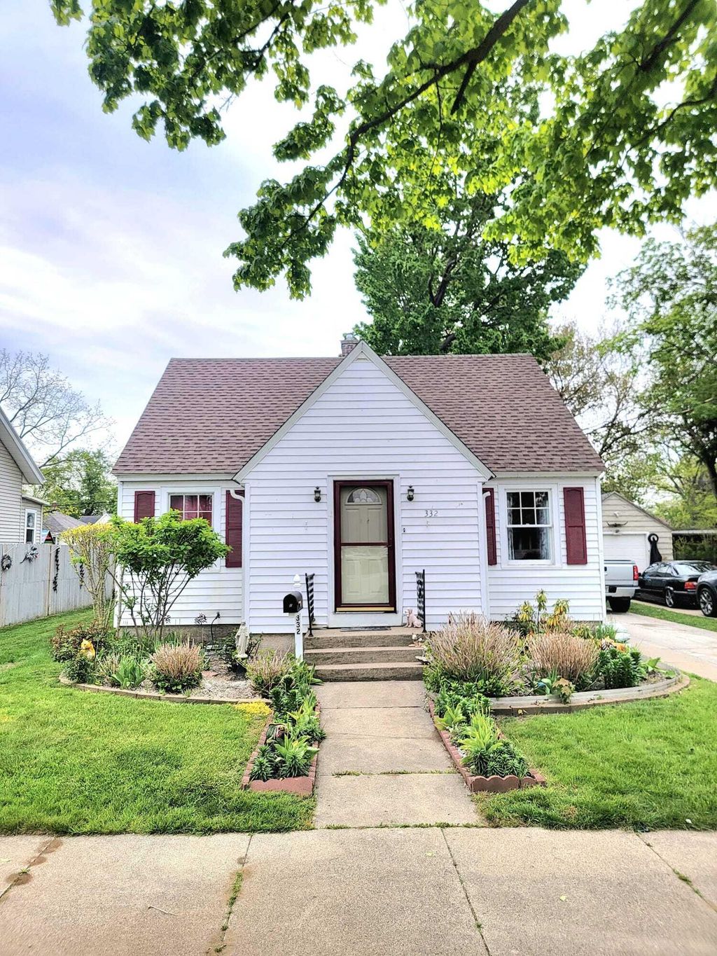 Photo of 332 W 18th Street, Holland, MI 49423 (MLS # 26022736)