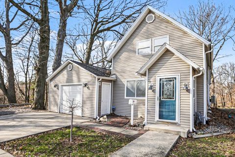Photo of 1301 Harrison Avenue, St. Joseph, MI 49085 (MLS # 26009789)