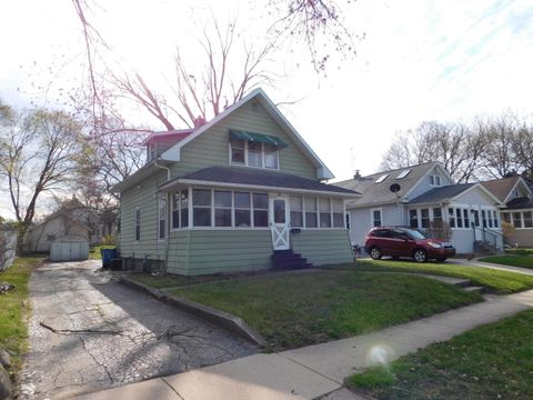MLS: 25015895