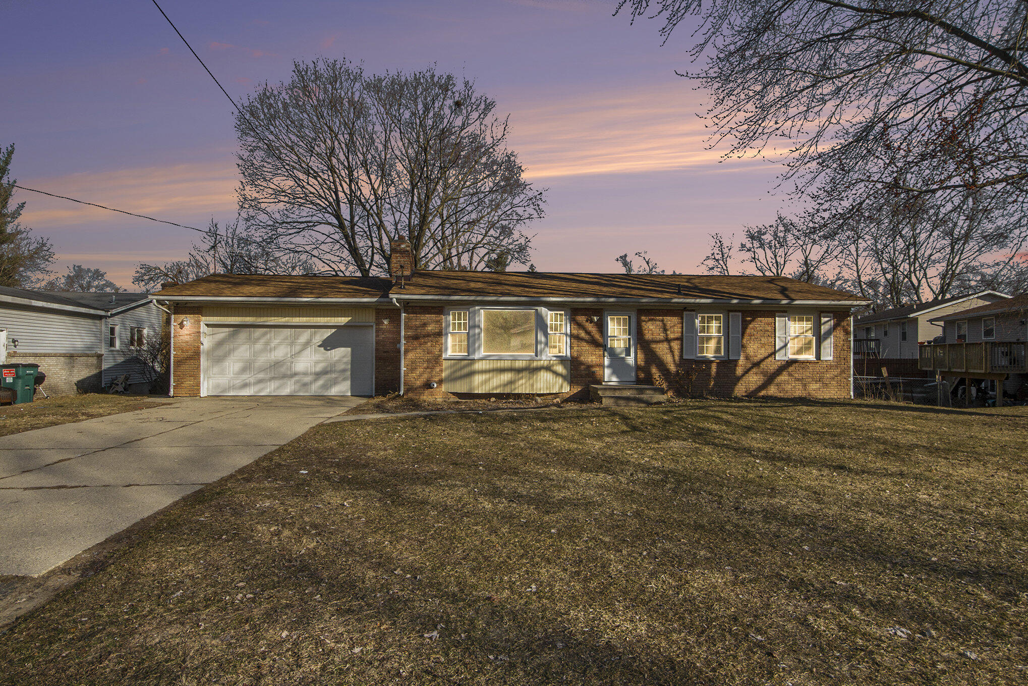 Kentwood, Michigan 49508, United States, 4 Bedrooms Bedrooms, ,2 BathroomsBathrooms,Residential,Active,88726