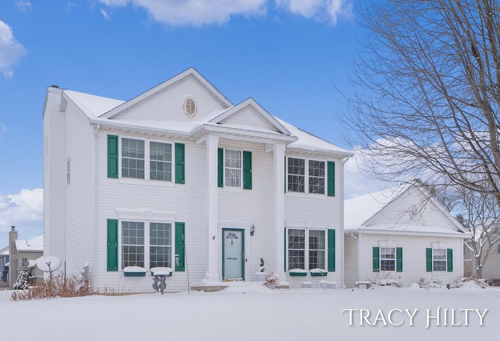 Photo of 6715 Crystal Downes Court SE, Caledonia, MI 49316 (MLS # 26005193)