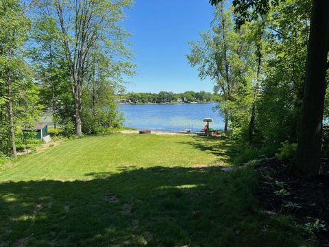Photo of 250 George K Drive, Sand Lake, MI 49343 (MLS # 25039569)