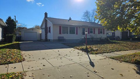 Photo of 1210 Taylor Avenue, Grand Haven, MI 49417 (MLS # 25057162)