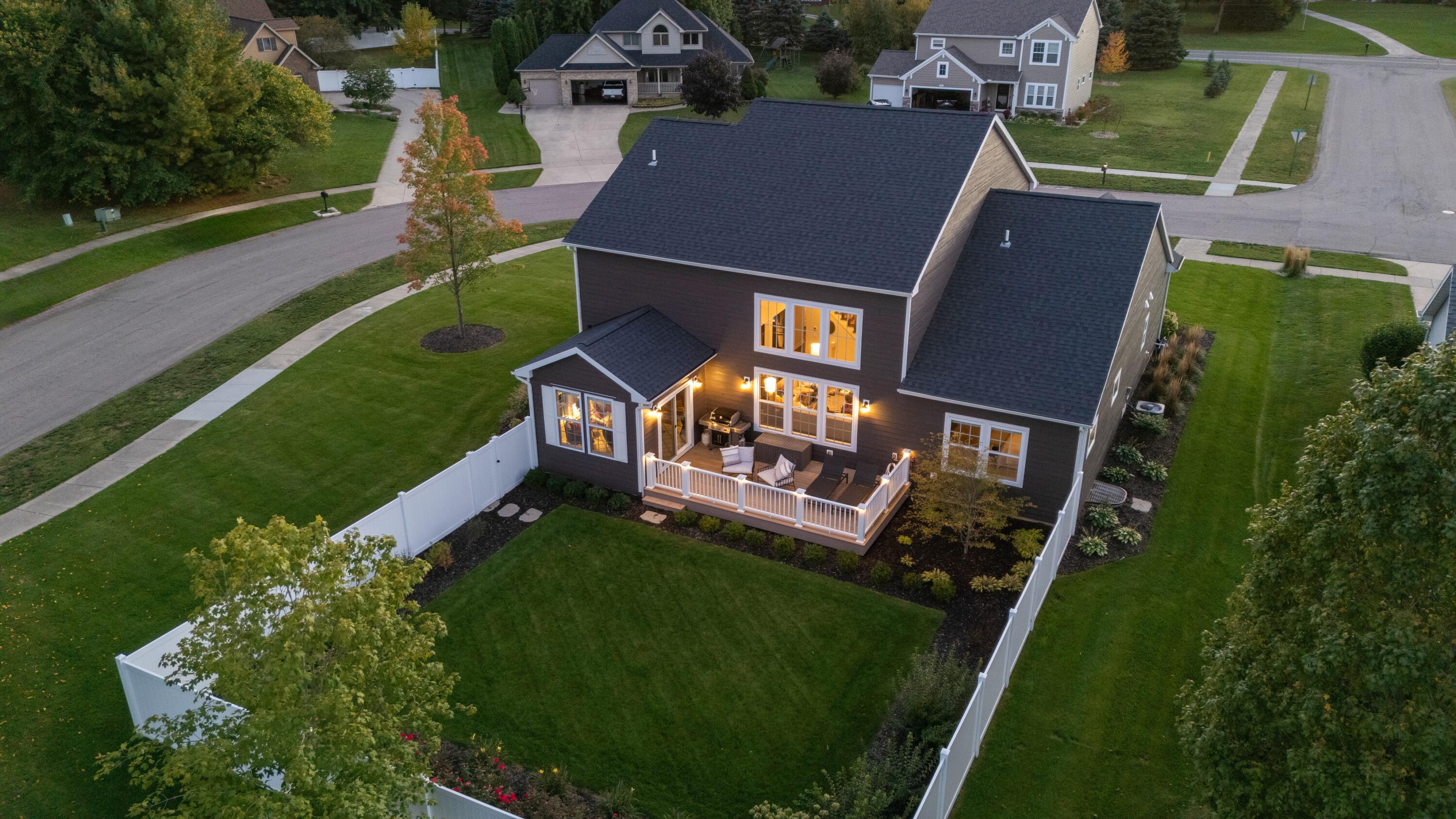 2600 Bell Circle