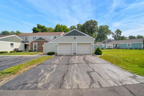 2760 WALDEN WOODS BLVD, JACKSON, MI 49201 - Image f8b7a28ac5fa9d89f155f8b23cb7f10d/2781445037
