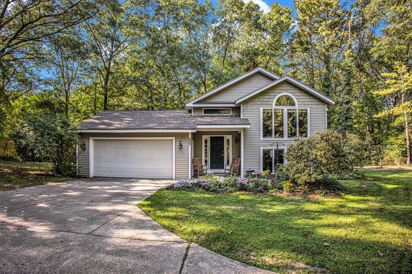 603 HOWARD AVE, HOLLAND, MI 49424 - Image f8bddc23c6c9a8f2fe4423956f87f85e/72411347