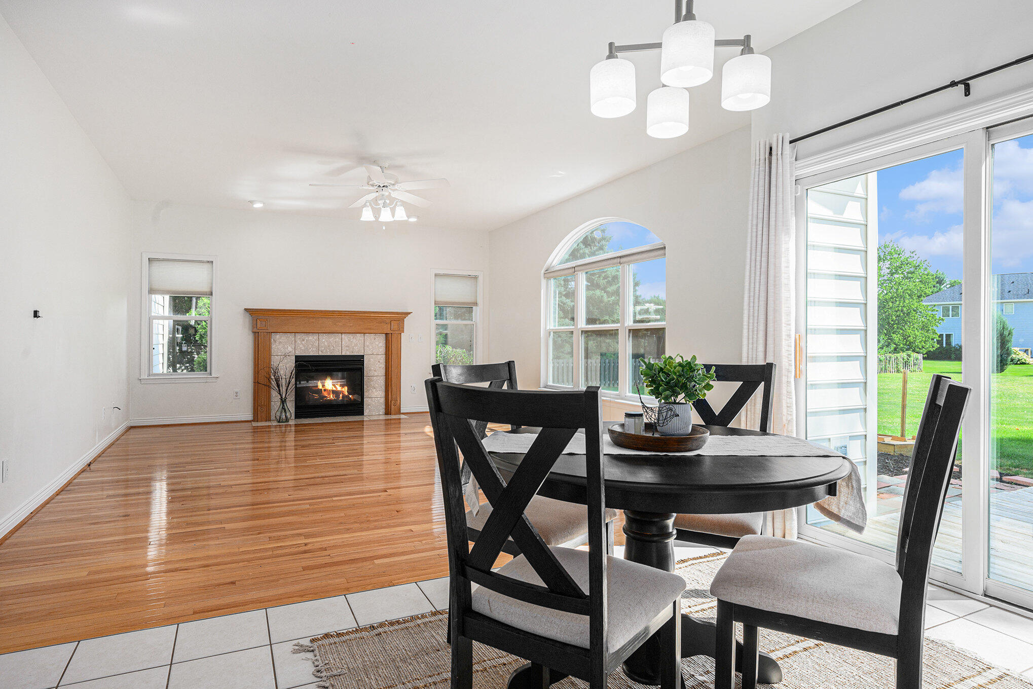 Kalamazoo, Michigan 49009, United States, 5 Bedrooms Bedrooms, ,4 BathroomsBathrooms,Residential,Active,193722