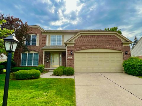 16185 Country Knoll Drive Northville MI 48168