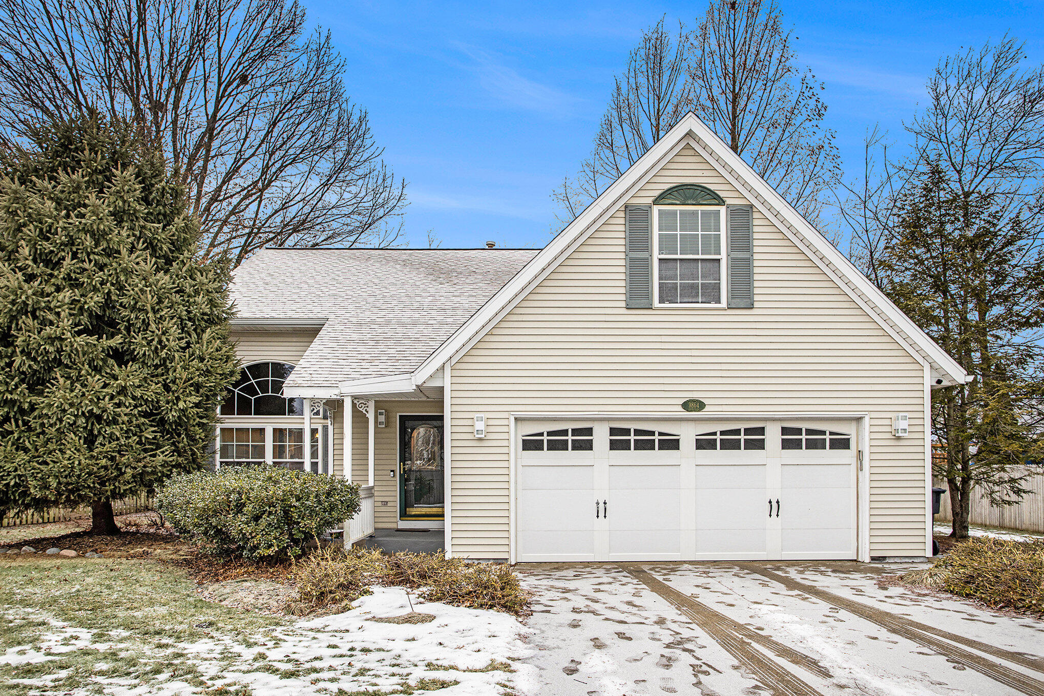 Portage, Michigan 49002, United States, 4 Bedrooms Bedrooms, ,4 BathroomsBathrooms,Residential,Active,3021