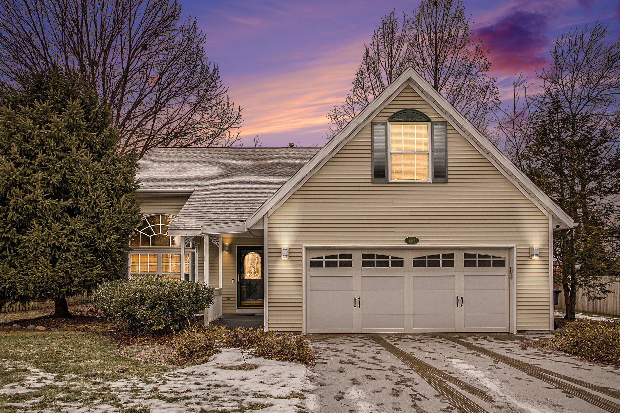 Portage, Michigan 49002, United States, 4 Bedrooms Bedrooms, ,4 BathroomsBathrooms,Residential,Active,3021