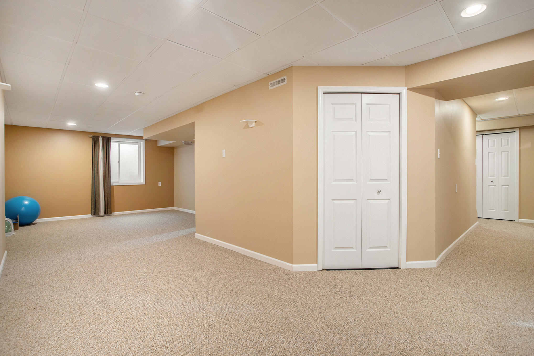 Portage, Michigan 49002, United States, 4 Bedrooms Bedrooms, ,4 BathroomsBathrooms,Residential,Active,3021