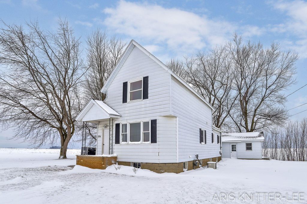 Photo of 5761 120th Avenue, Holland, MI 49424 (MLS # 26002675)