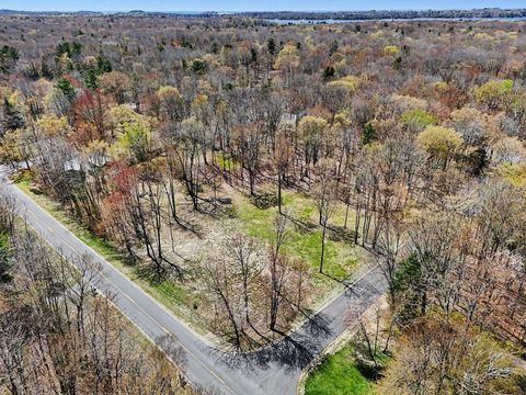 Photo of 4717 N Lincoln Road, Ludington, MI 49431 (MLS # 26020374)