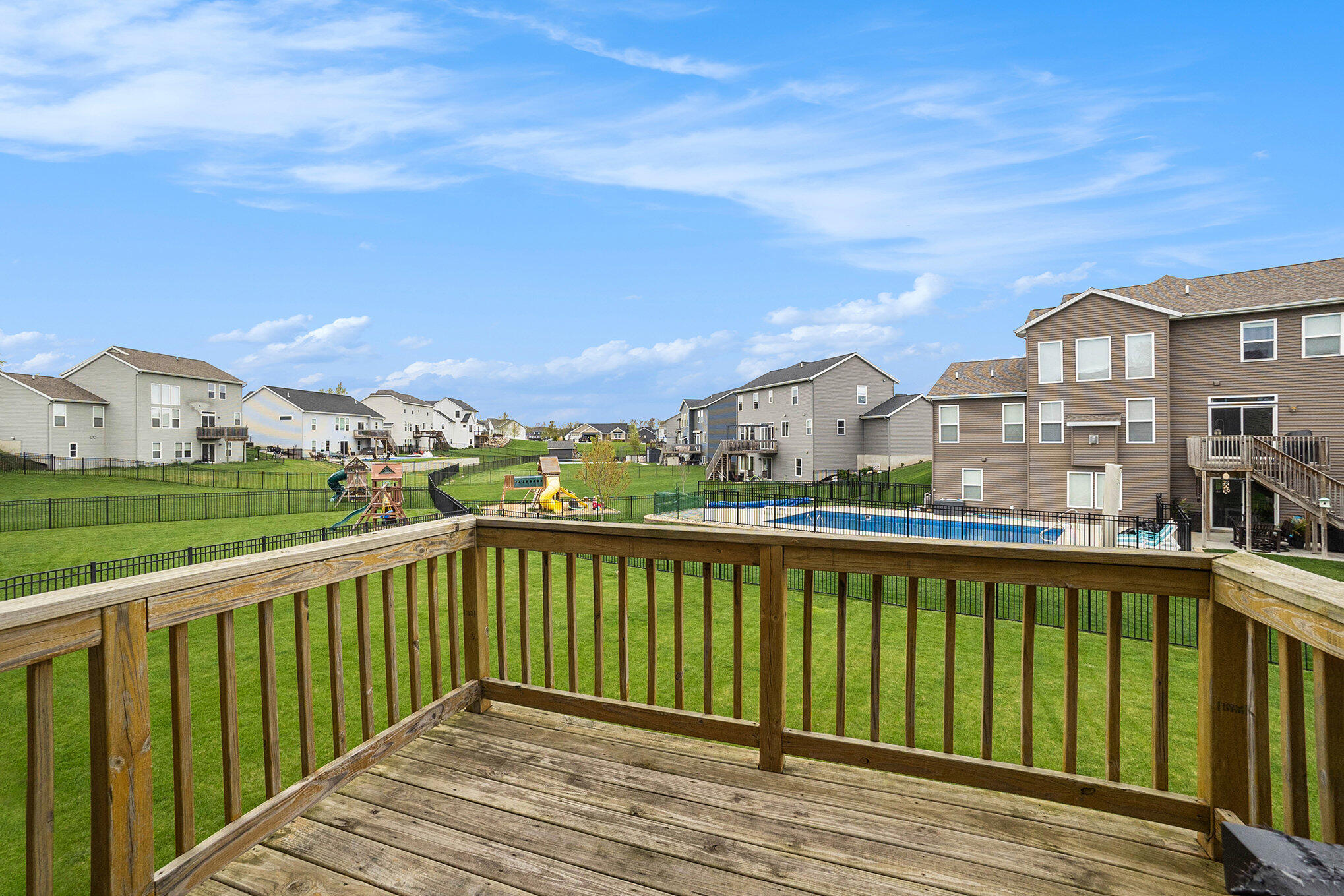 Hudsonville, Michigan 49426, United States, 4 Bedrooms Bedrooms, ,3 BathroomsBathrooms,Residential,Active,169277