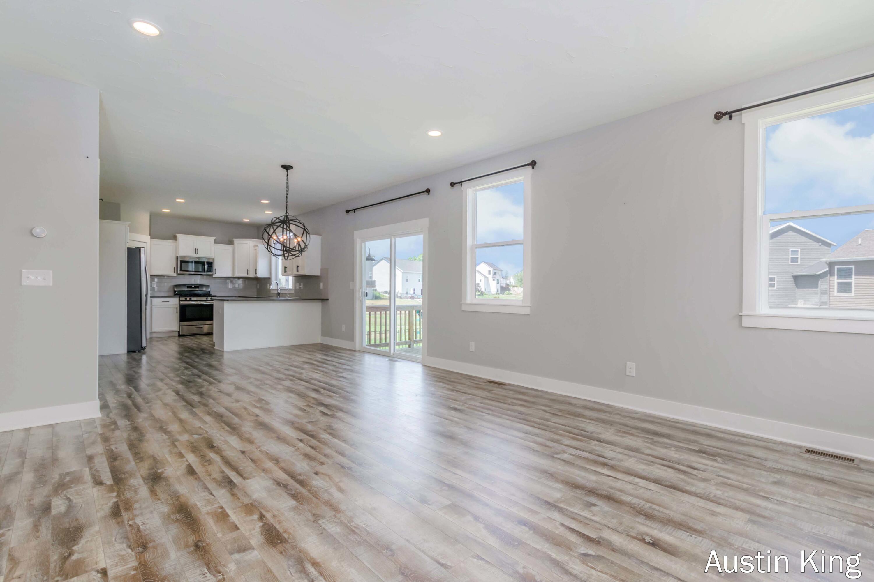 Hudsonville, Michigan 49426, United States, 4 Bedrooms Bedrooms, ,3 BathroomsBathrooms,Residential,Active,169277