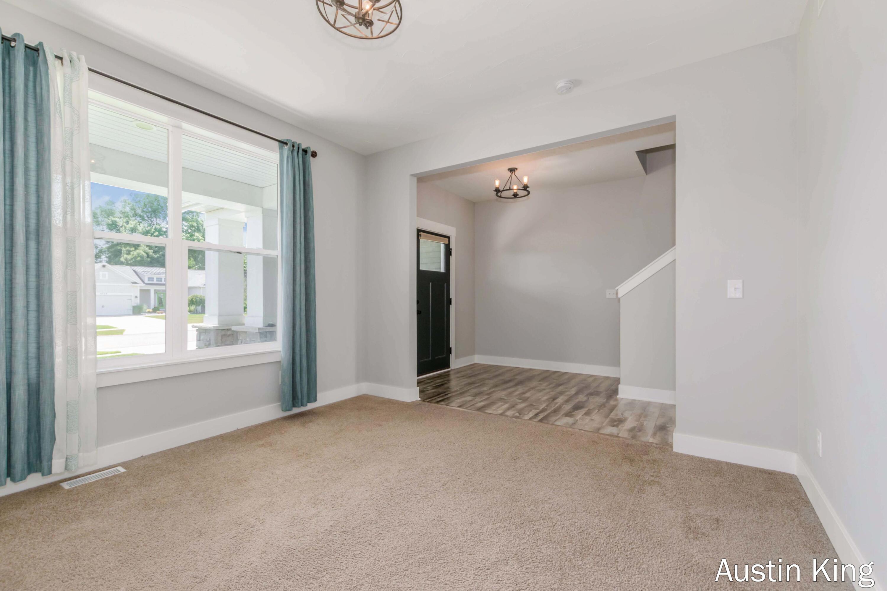 Hudsonville, Michigan 49426, United States, 4 Bedrooms Bedrooms, ,3 BathroomsBathrooms,Residential,Active,169277