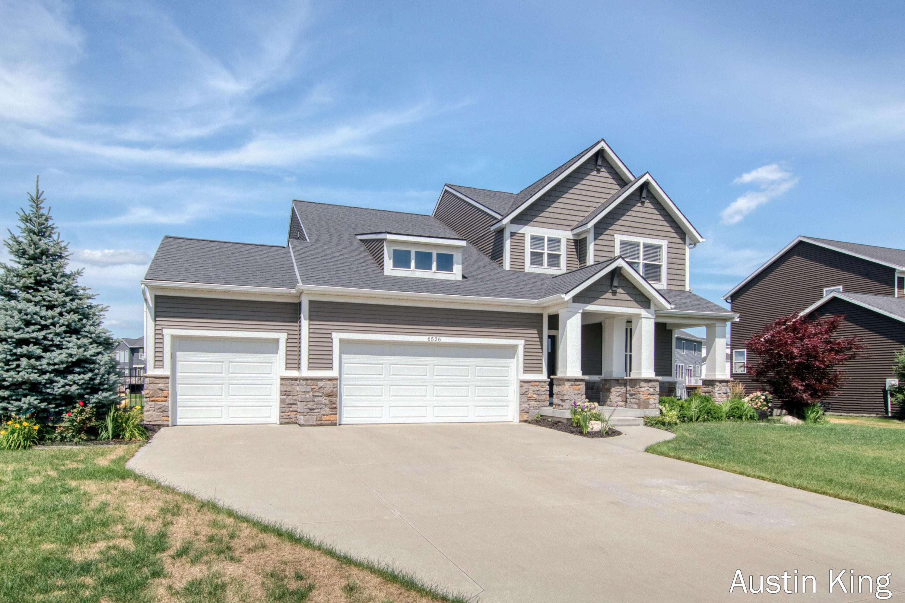 Hudsonville, Michigan 49426, United States, 4 Bedrooms Bedrooms, ,3 BathroomsBathrooms,Residential,Active,169277