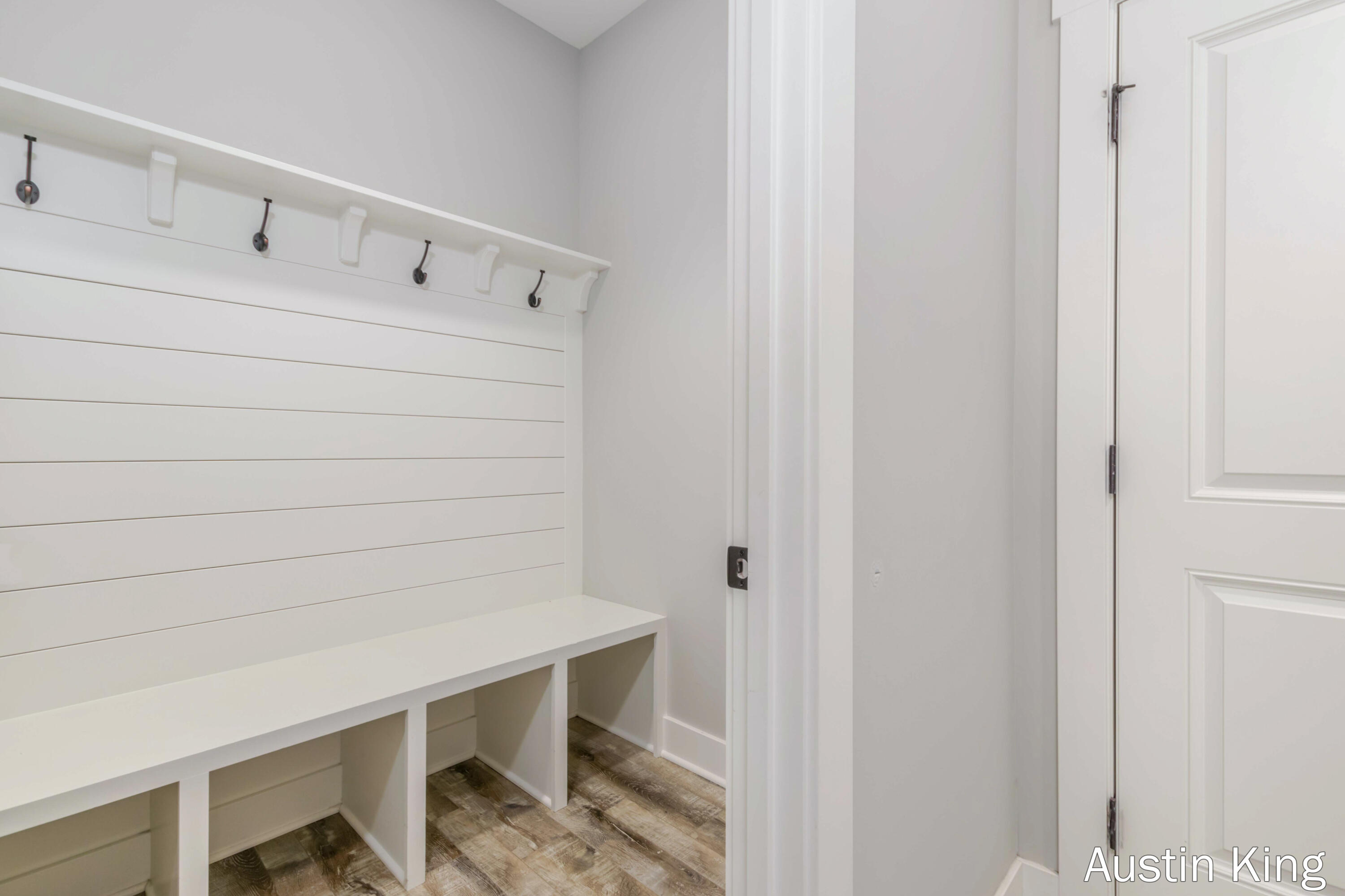 Hudsonville, Michigan 49426, United States, 4 Bedrooms Bedrooms, ,3 BathroomsBathrooms,Residential,Active,169277