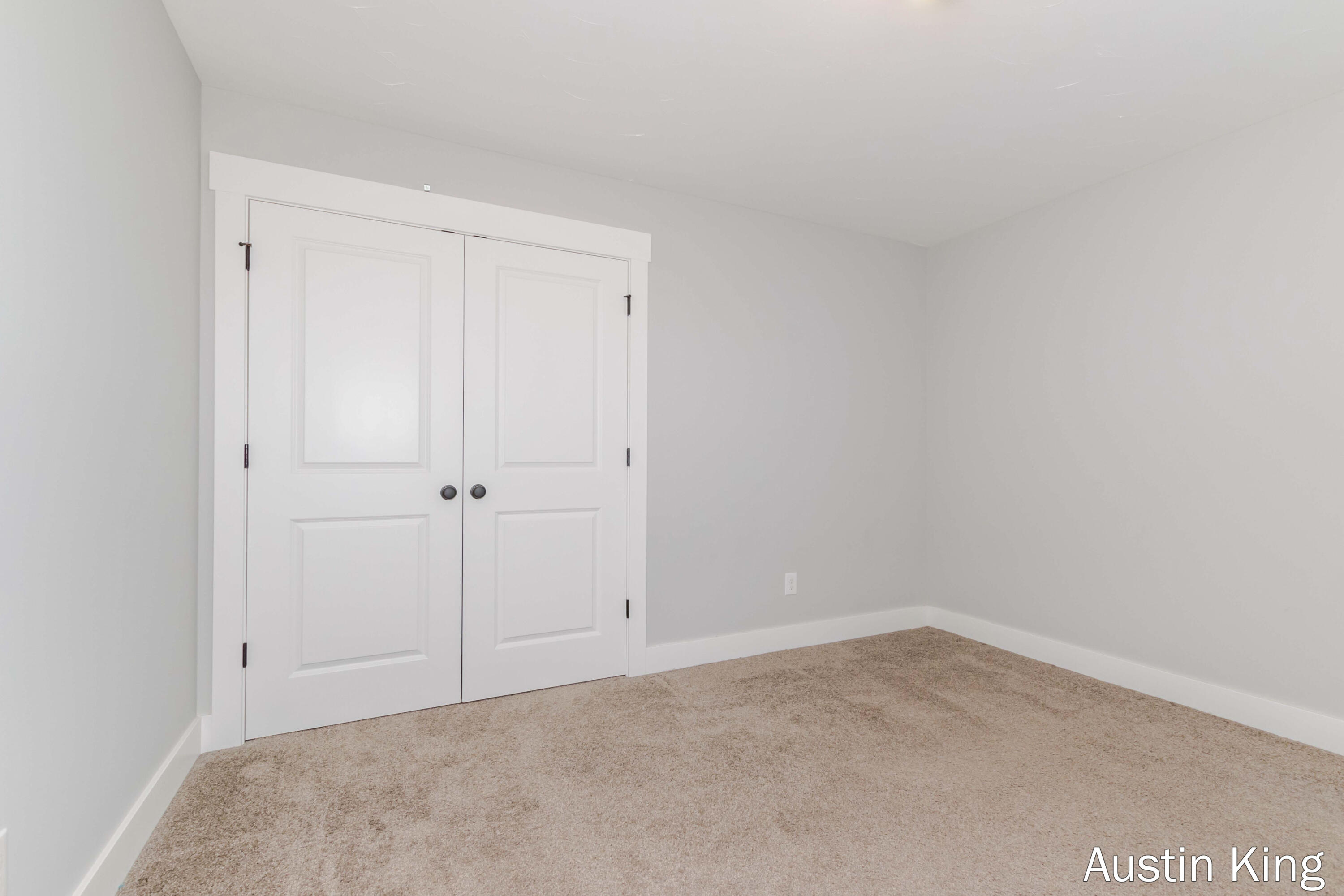 Hudsonville, Michigan 49426, United States, 4 Bedrooms Bedrooms, ,3 BathroomsBathrooms,Residential,Active,169277